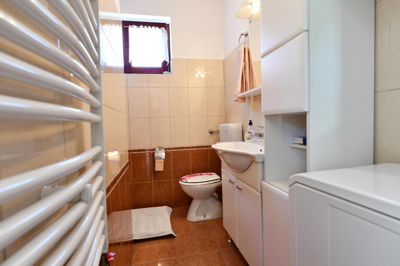 Holiday Home Matan Saborsko Extérieur photo